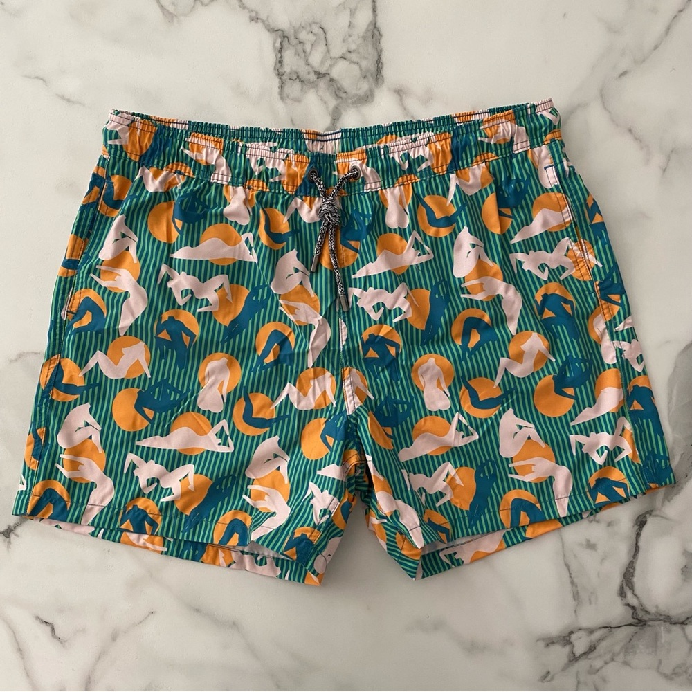 Men’s swim trunks